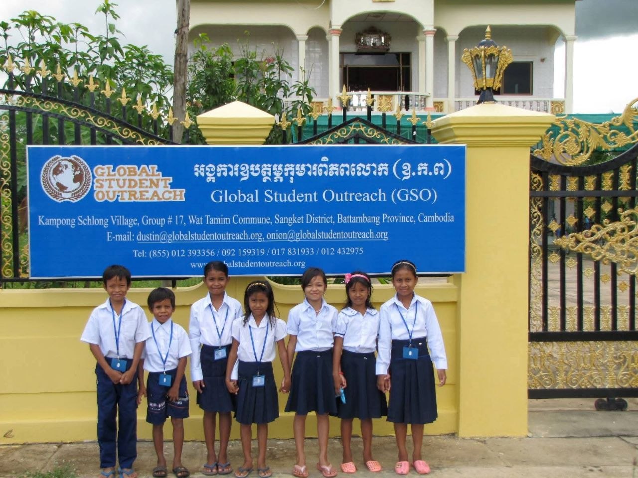 First fully sponsored GSO English class students in Battambang province, 2009